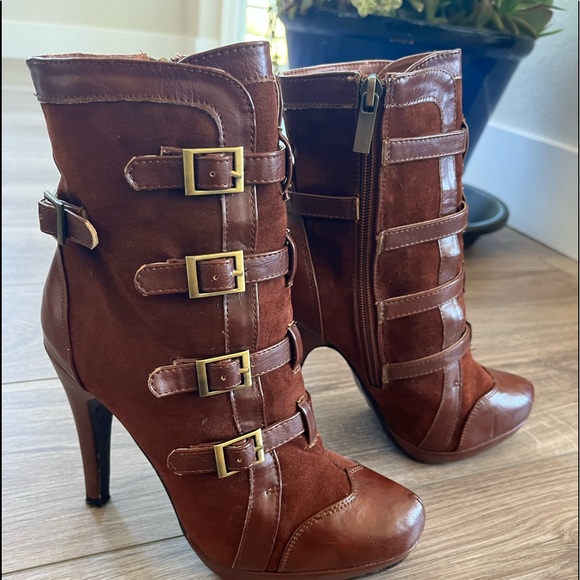 Shoes - Gorgeous brown 3” high heel boots!